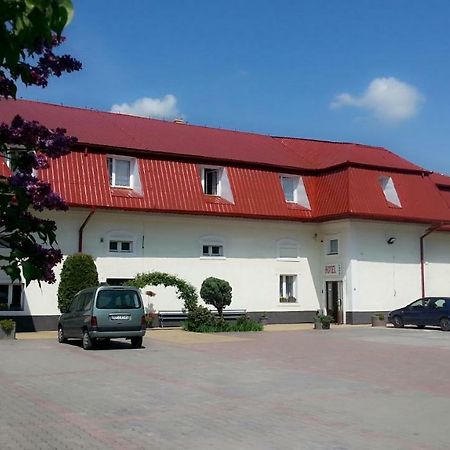 Hotel Faho Přemyšl Exteriér fotografie